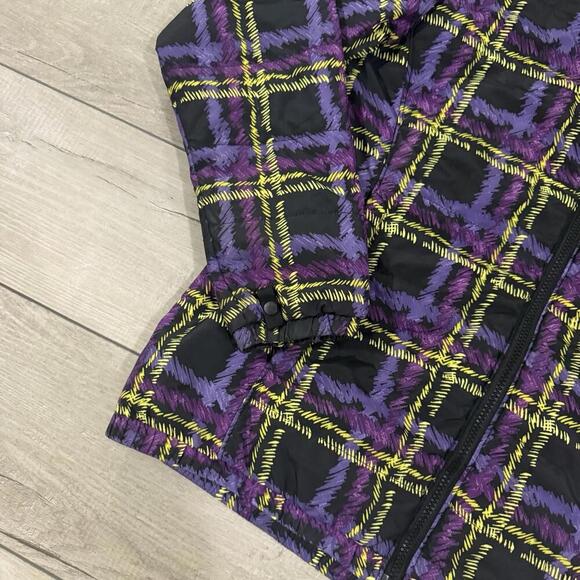 The North Face Women’s Puffer Jacket Size L Purple Yellow Plaid Insulated LT Gym - Picture 7 of 11